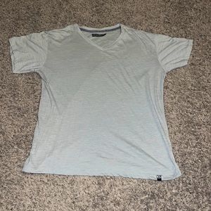 Gray Dikotomy Tee Shirt size L